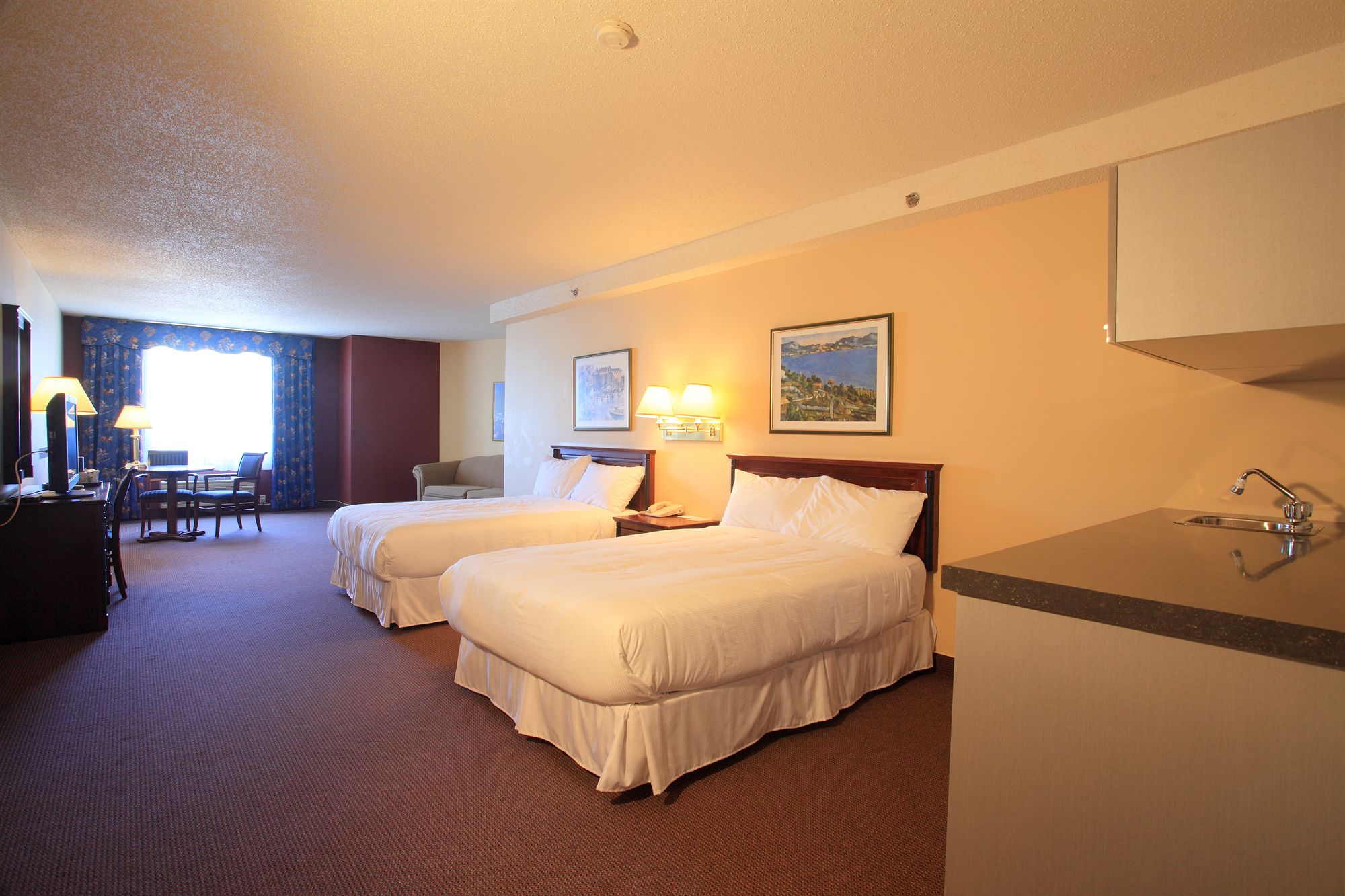 Фото Travelodge by Wyndham Alma