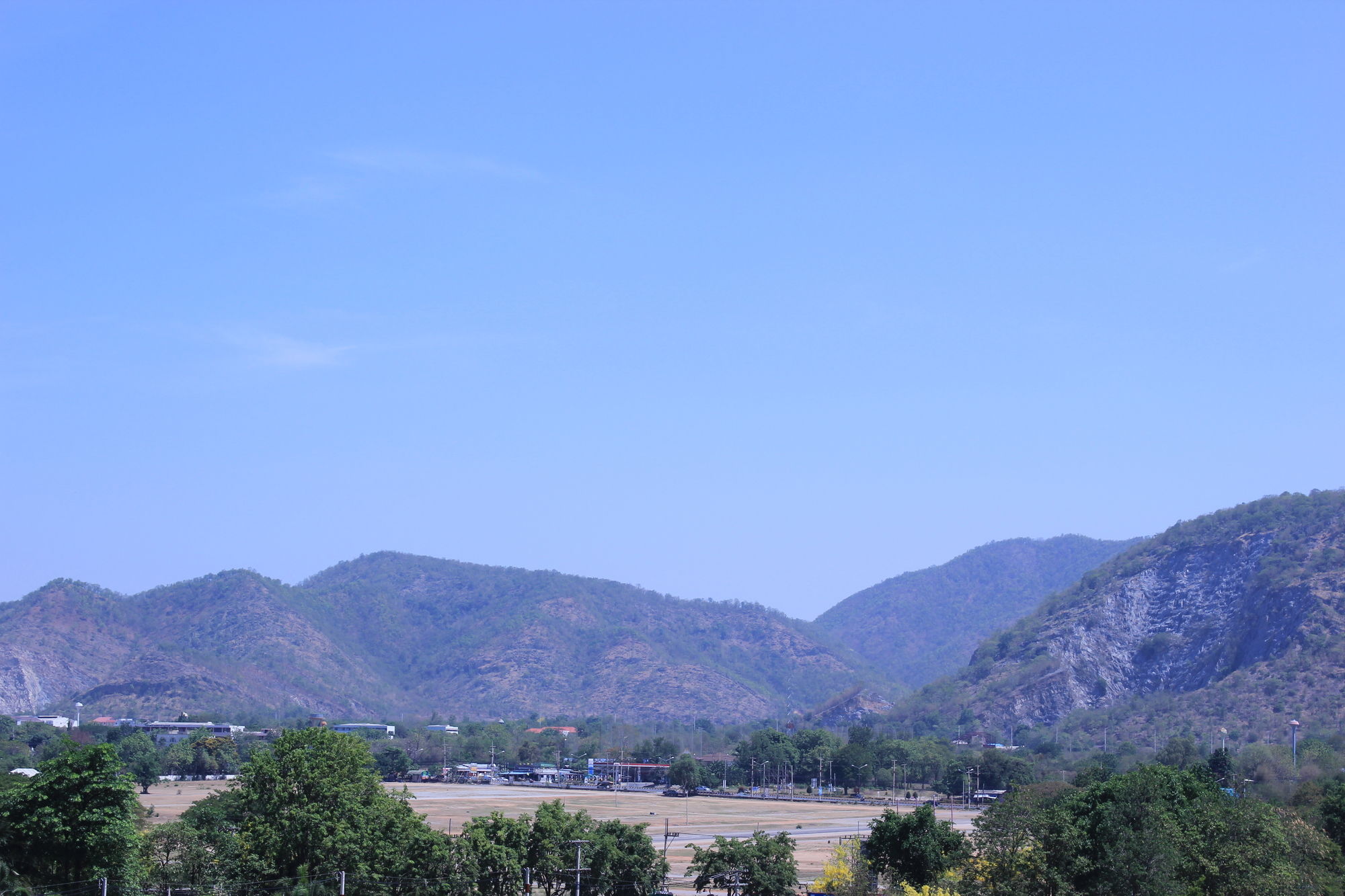 Фото Kanchanaburi City Hotel