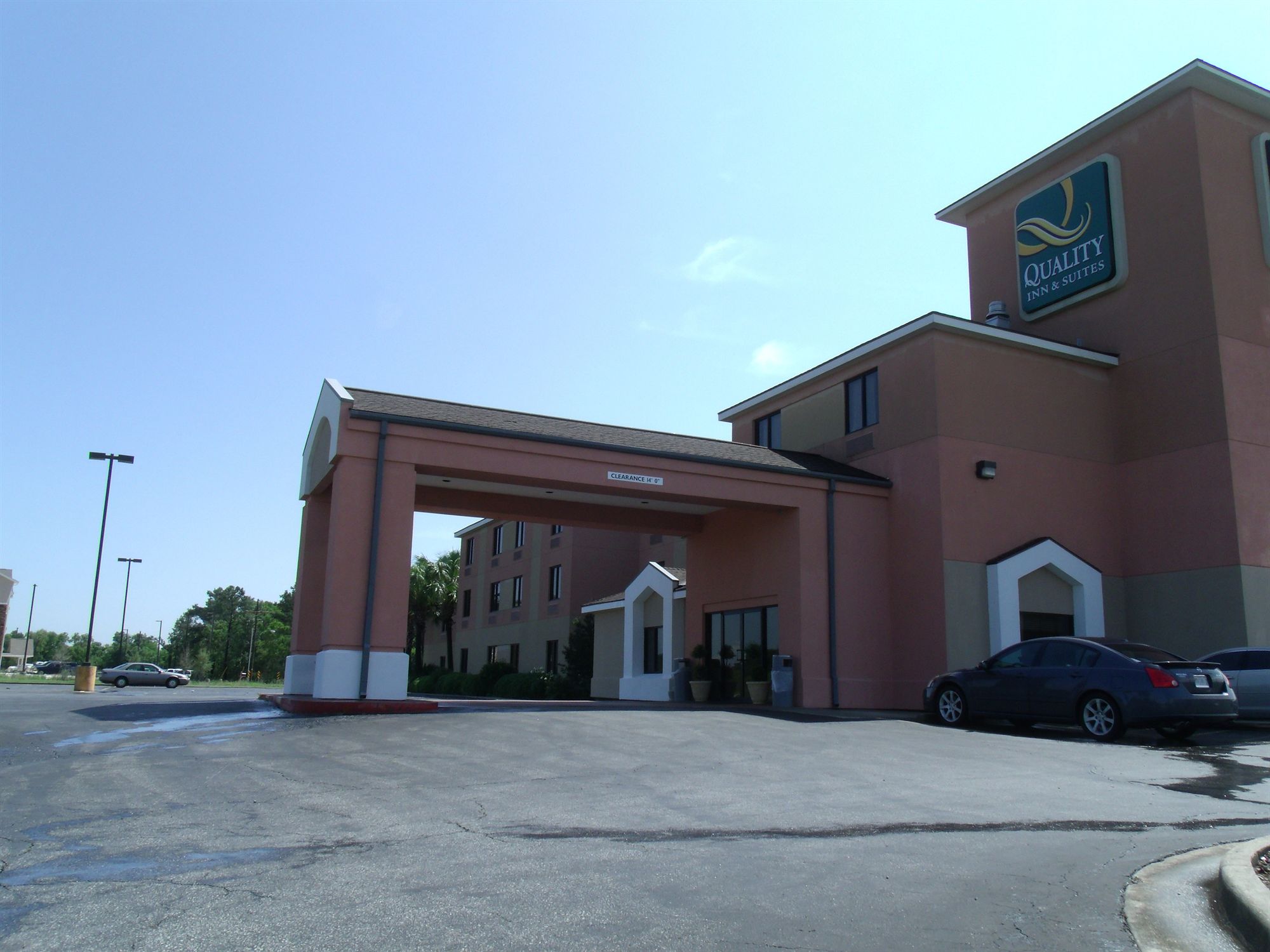 Фото Quality Inn & Suites Lake Charles South