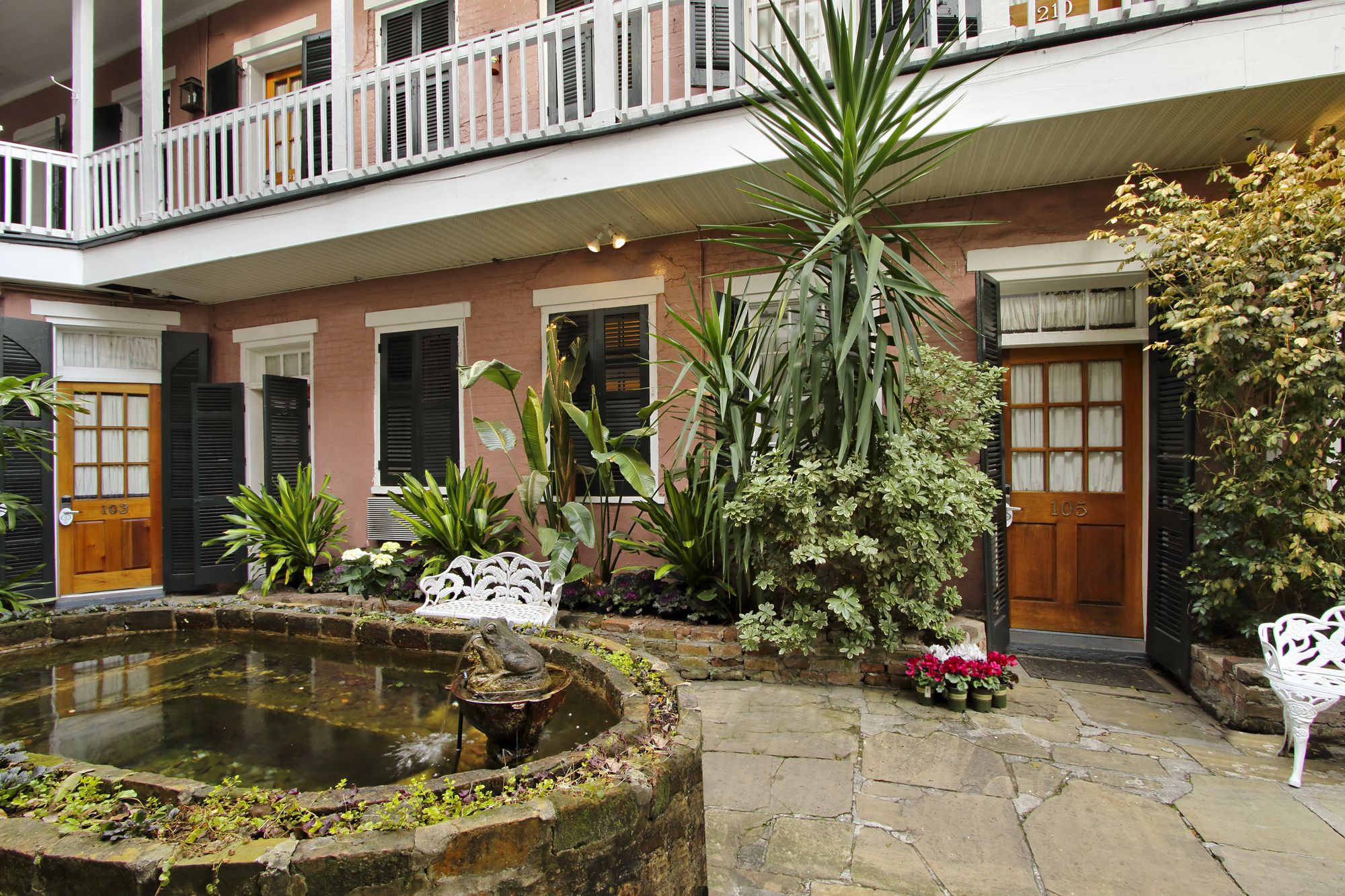 Фото Lamothe House