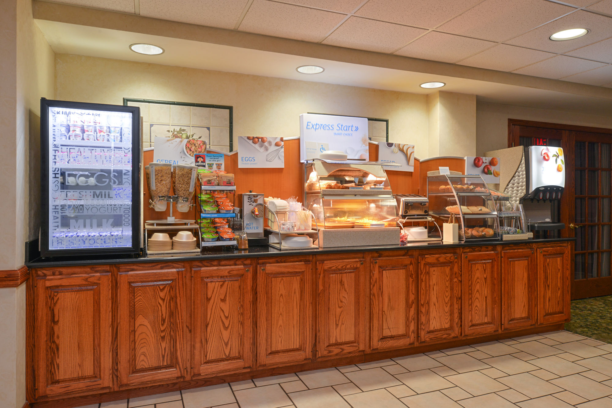 Фото Holiday Inn Express & Suites Harrison