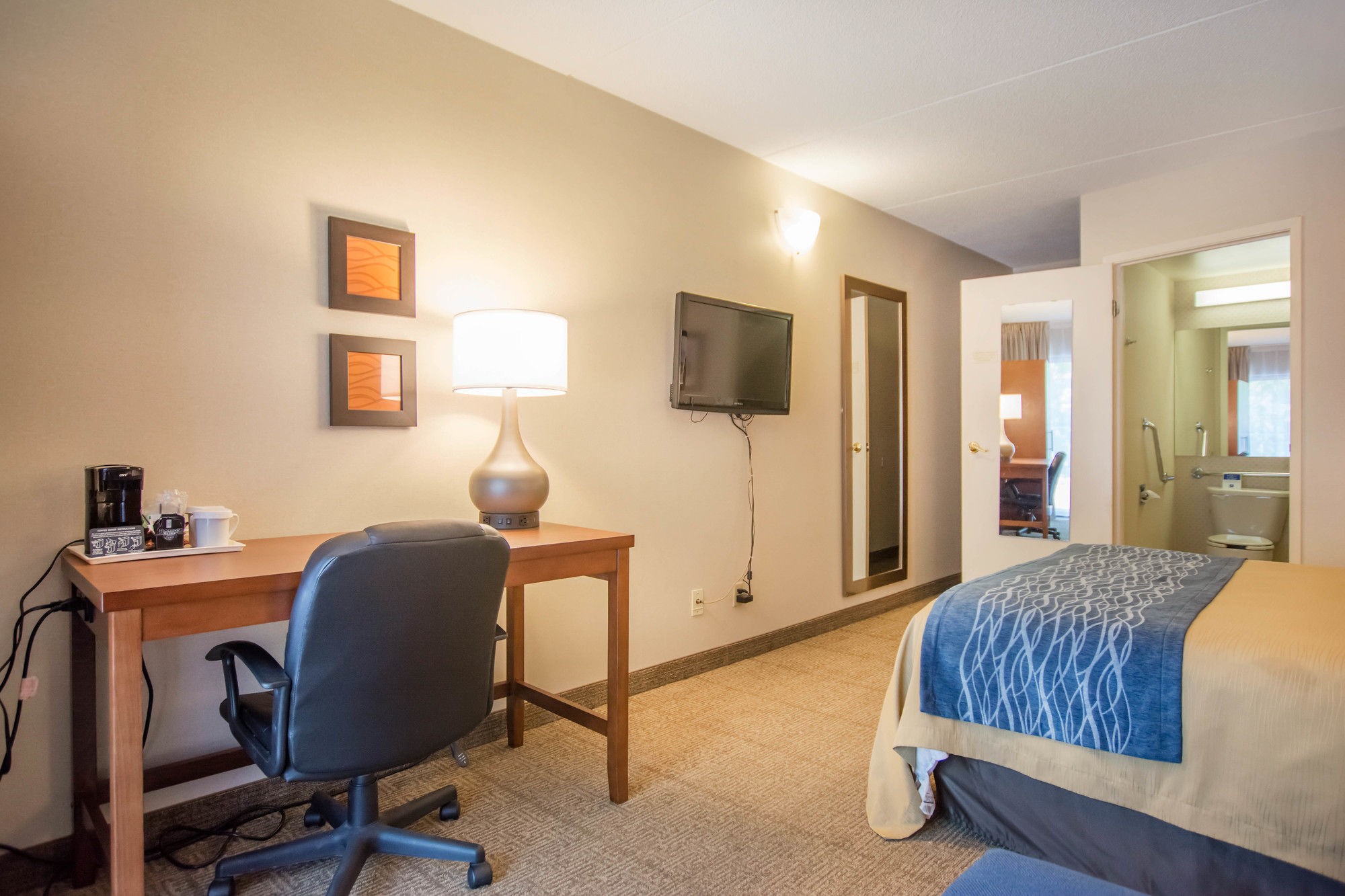 Фото Comfort Inn