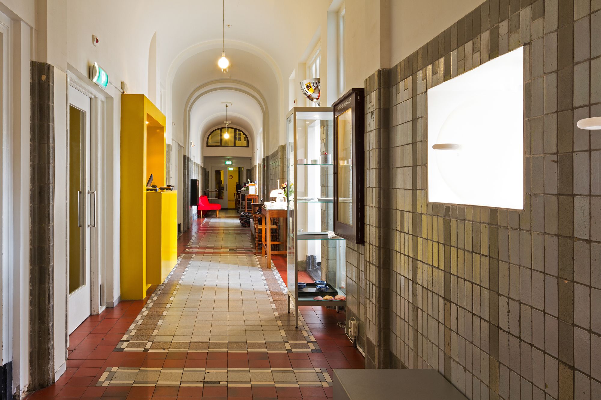 Фото Lloyd Hotel