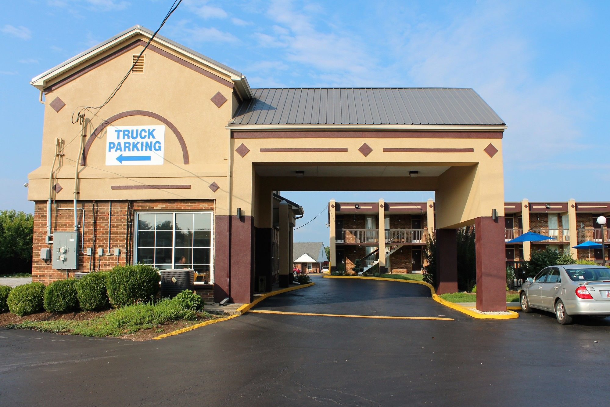 Фото Bluegrass Inn