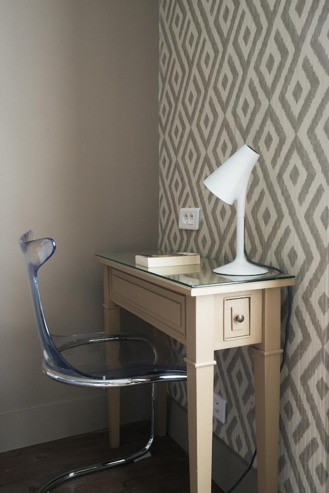 Фото Hôtel Apollon Montparnasse