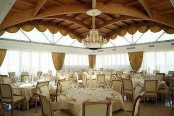 Фото Albatres Palace Hotel