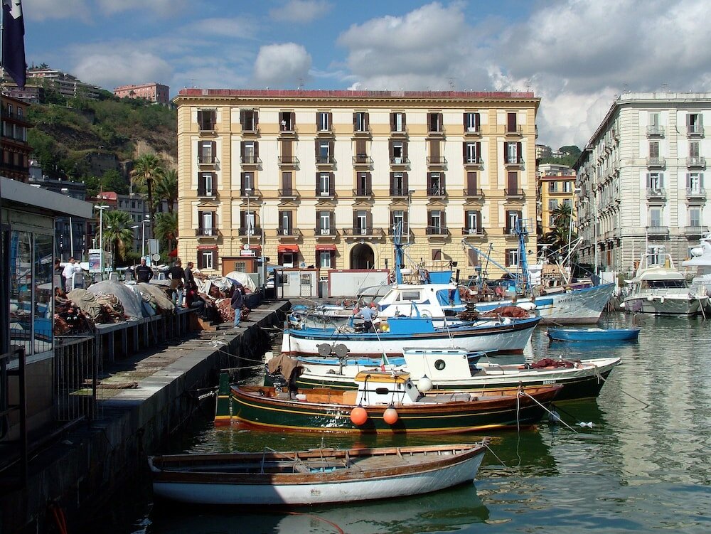 Фото отеля 1