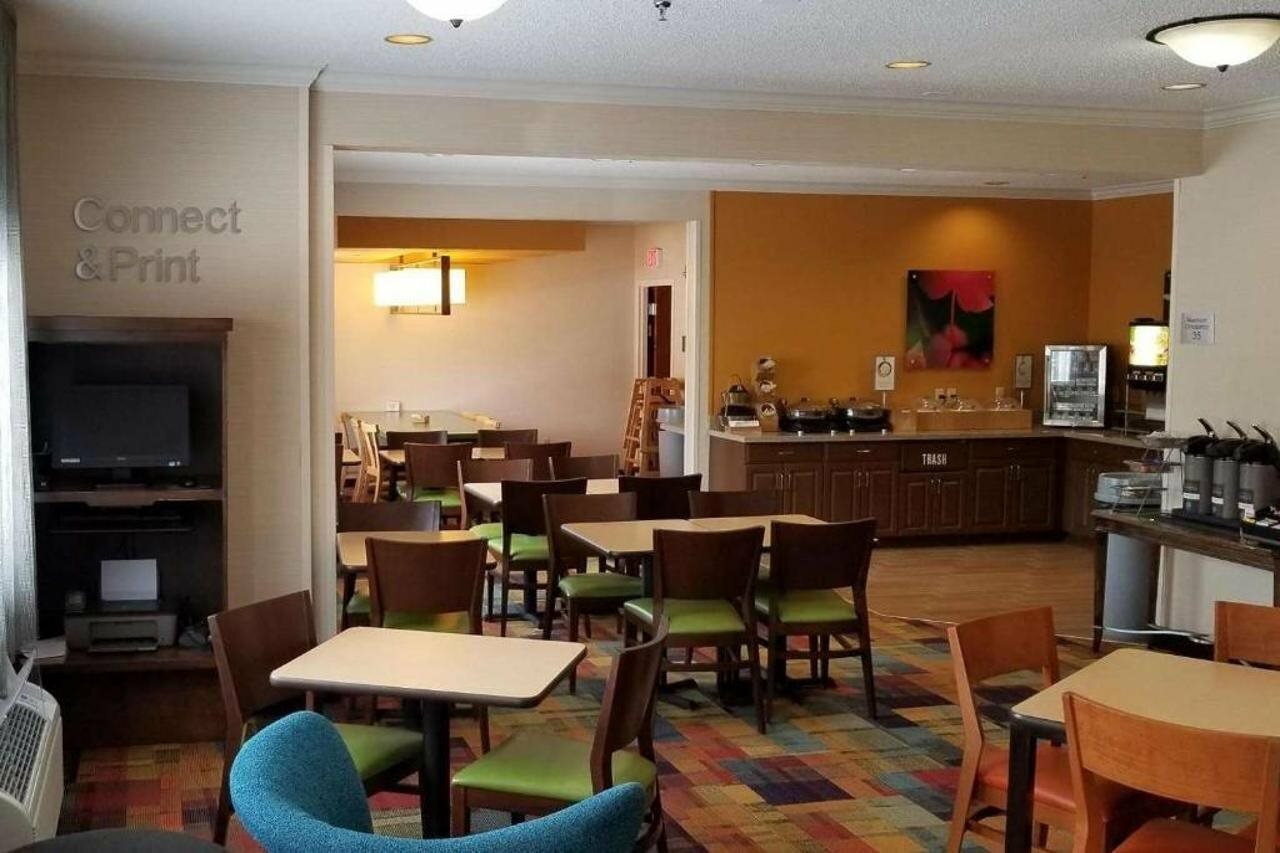 Фото Wingate by Wyndham Great Falls