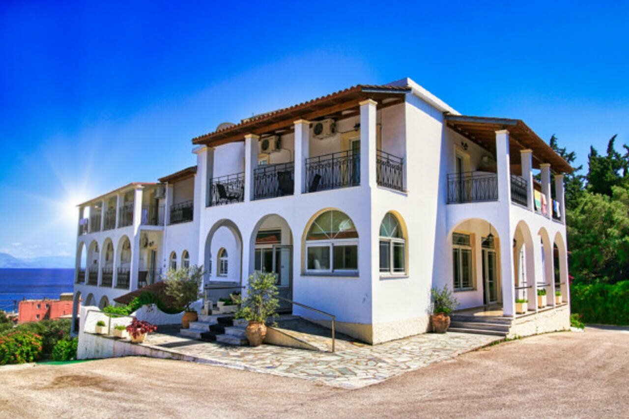 Фото Hotel Yannis Corfu