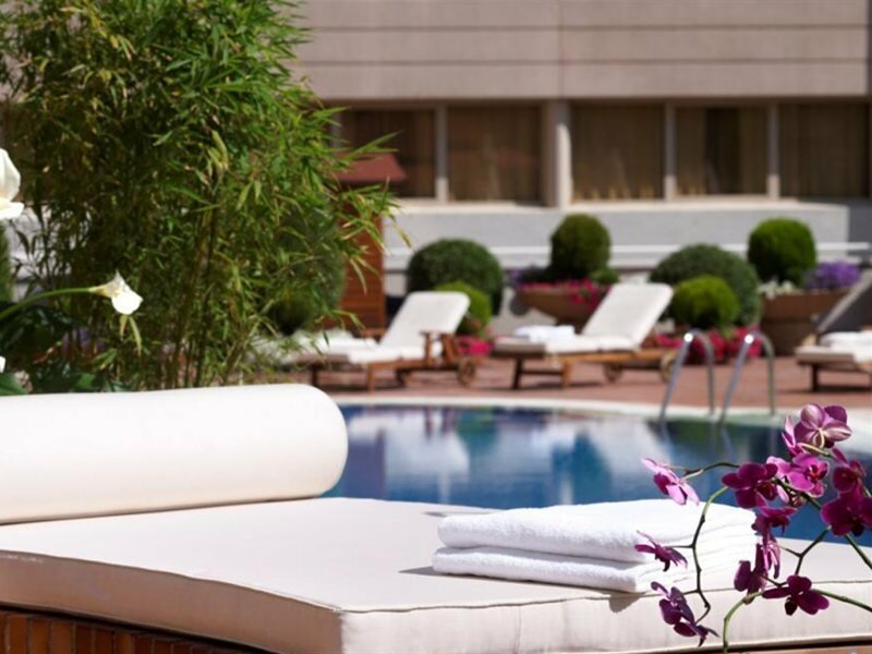 Фото Pullman Madrid Airport & Feria