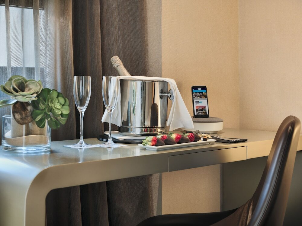 Фото H10 Casanova