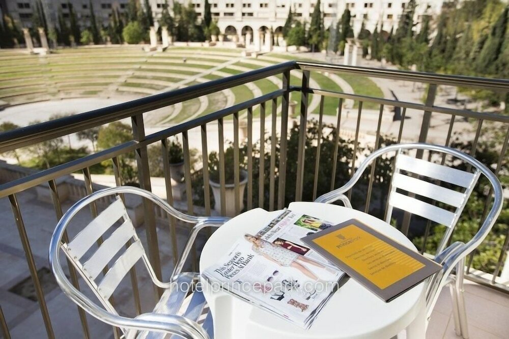 Фото Hotel Prince Park