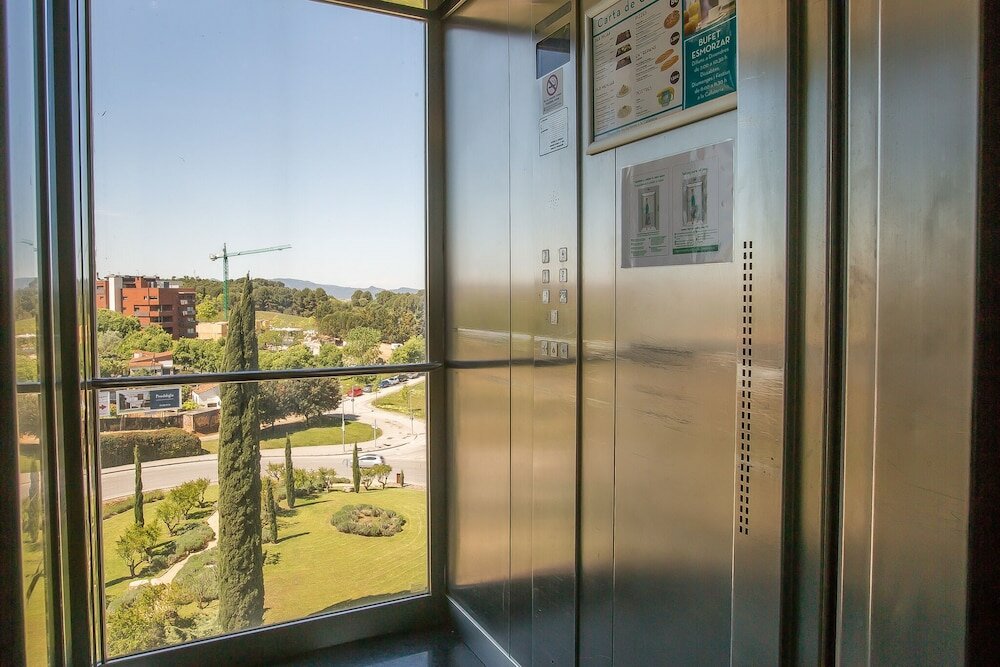 Фото Hotel Venture Sant Cugat