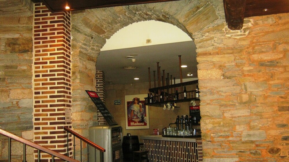 Фото Hotel Aroi Bierzo Plaza