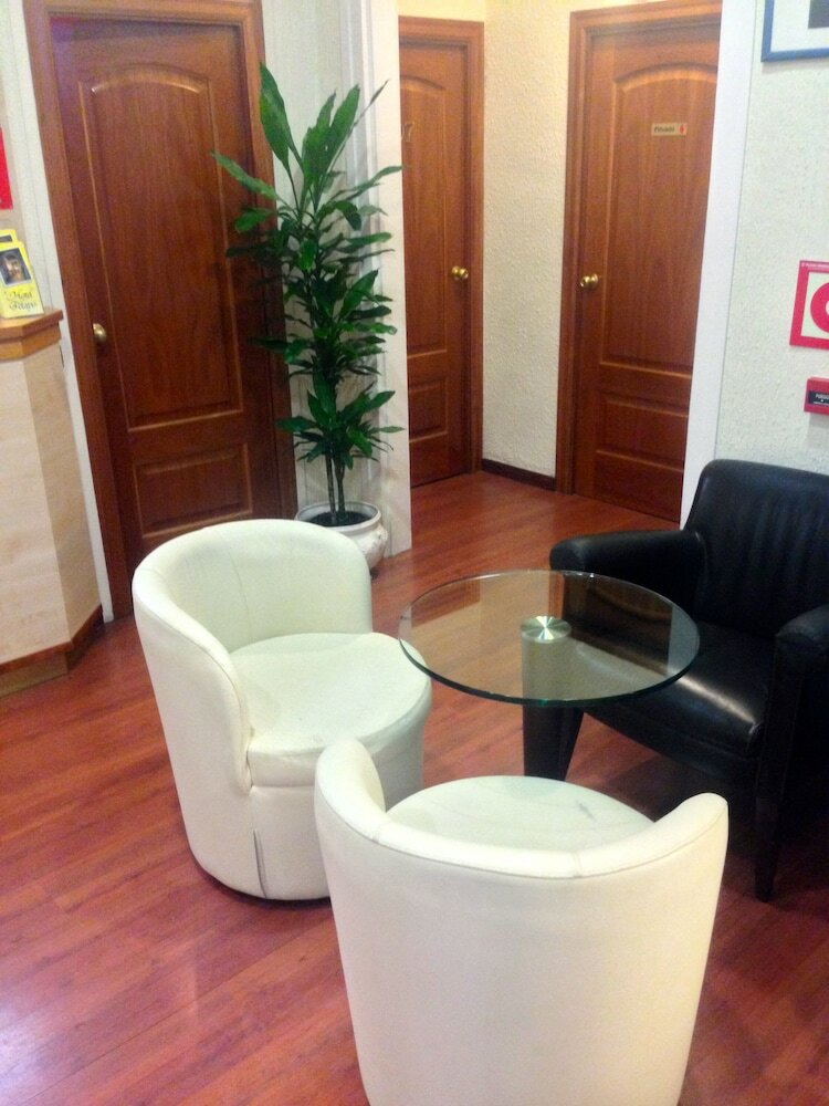 Фото Hotel Pelayo