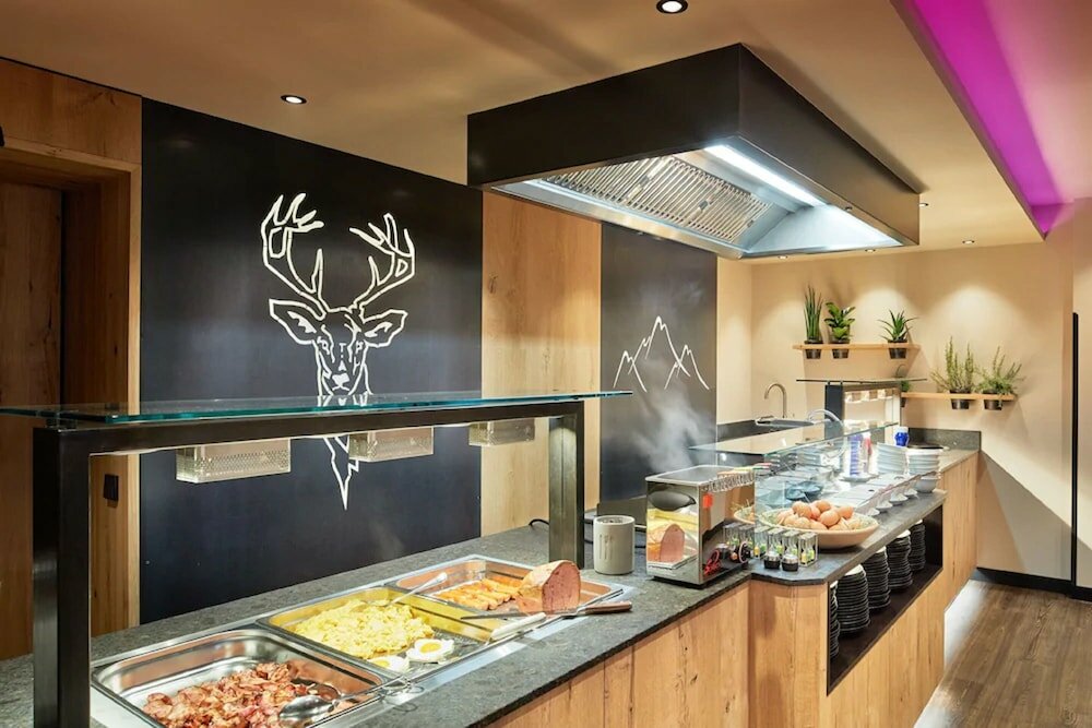 Фото Hotel Neue Post