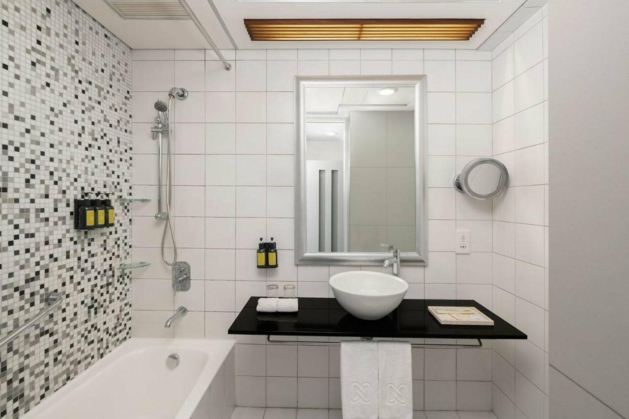 Фото Nina Hotel Causeway Bay