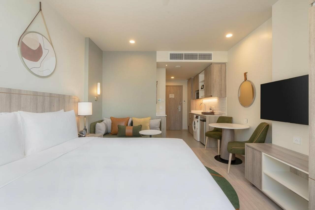 Фото Staybridge Suites Bangkok Sukhumvit