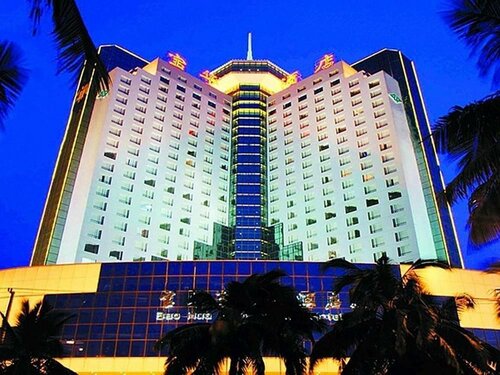 Гостиница Baohua Harbour View Hotel в Хайкоу