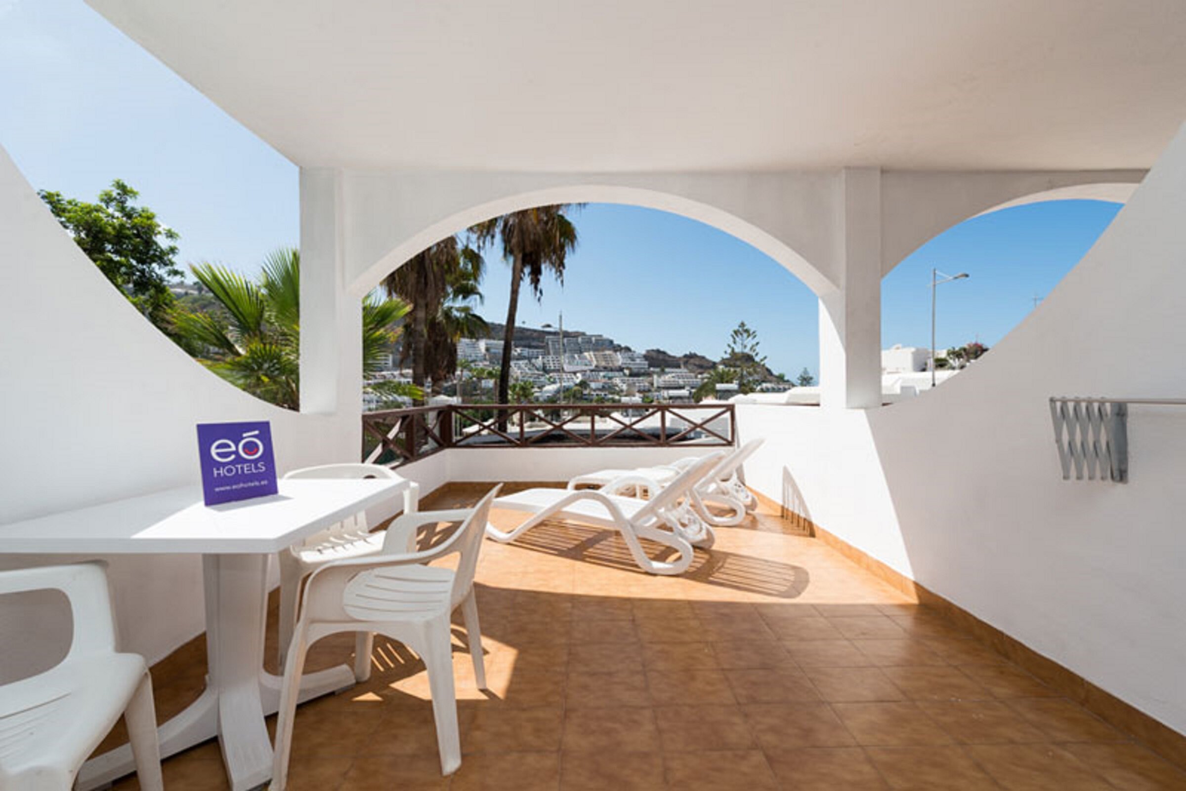 Фото Eó Corona Cedral