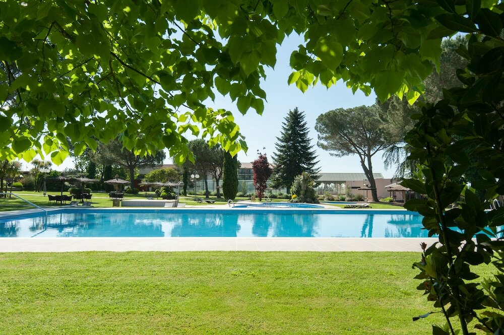 Фото Hotel Mas Solà