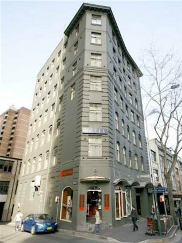 Фото отеля 1