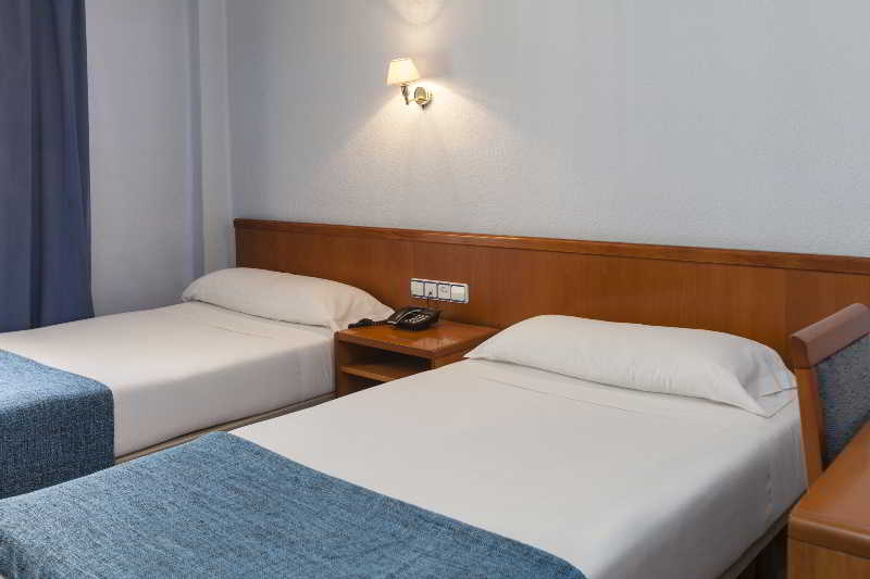 Фото Hotel Cityexpress Covadonga