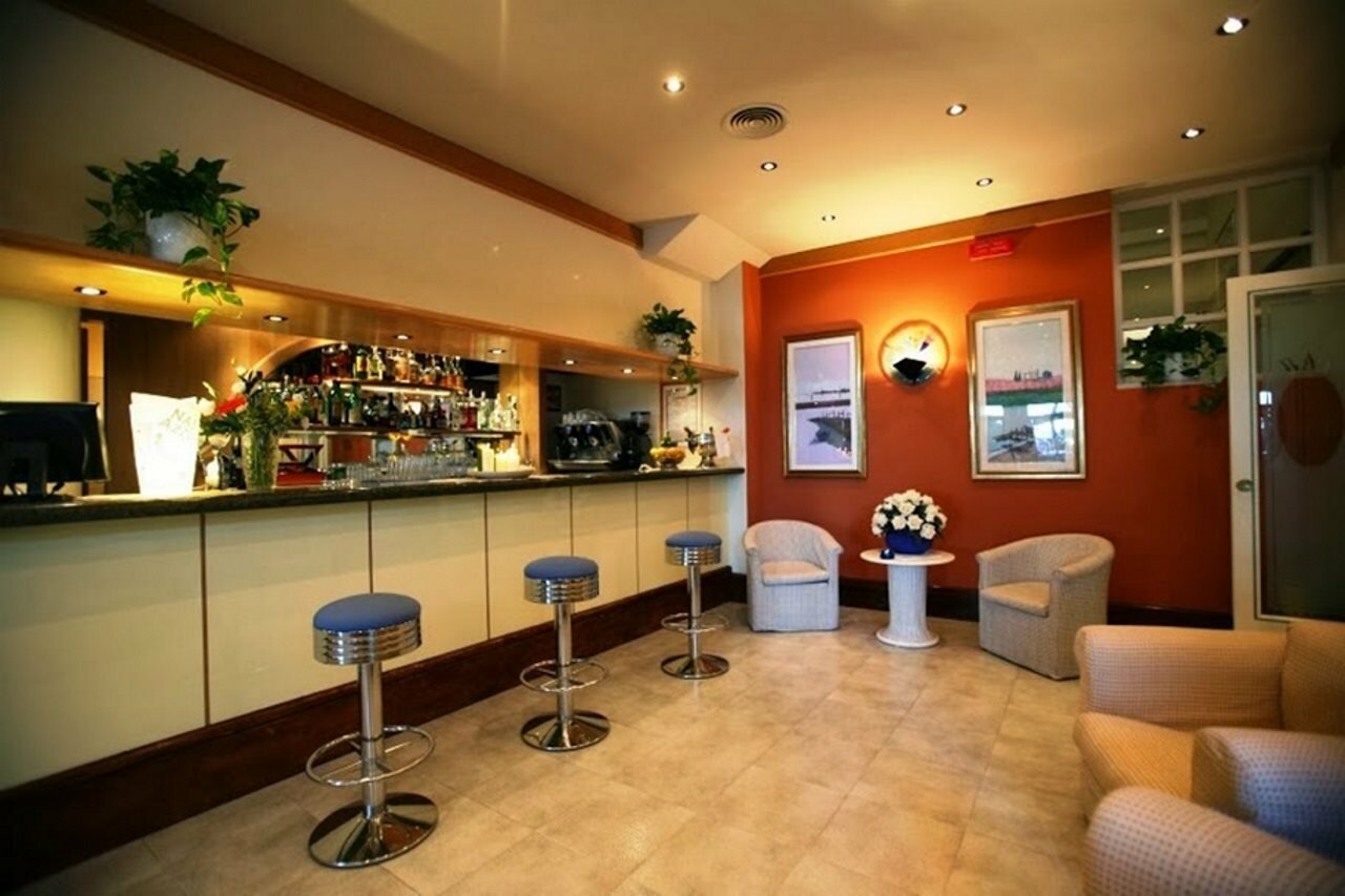 Фото Hotel Excelsior