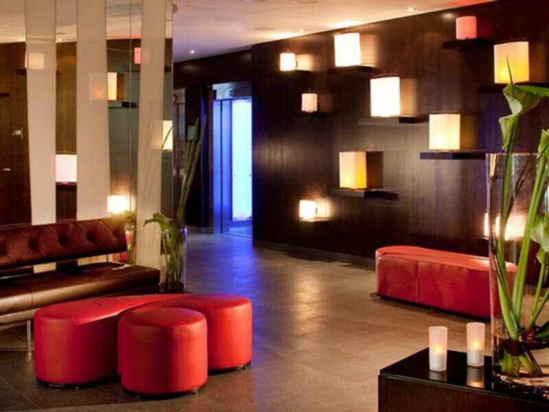 Фото Renaissance Paris Arc de Triomphe Hôtel