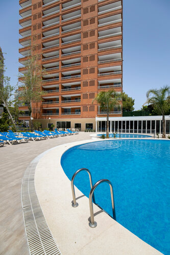 Внешний вид отеля Aparthotel BCL Levante Lux в Бенидорме, фото 1