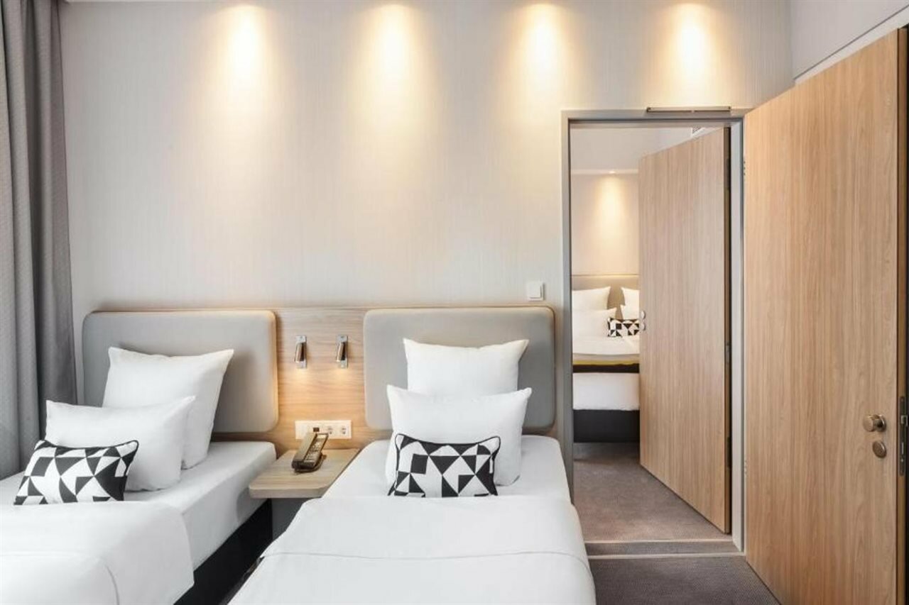 Фото Holiday Inn Express Munich - City East, an Ihg Hotel