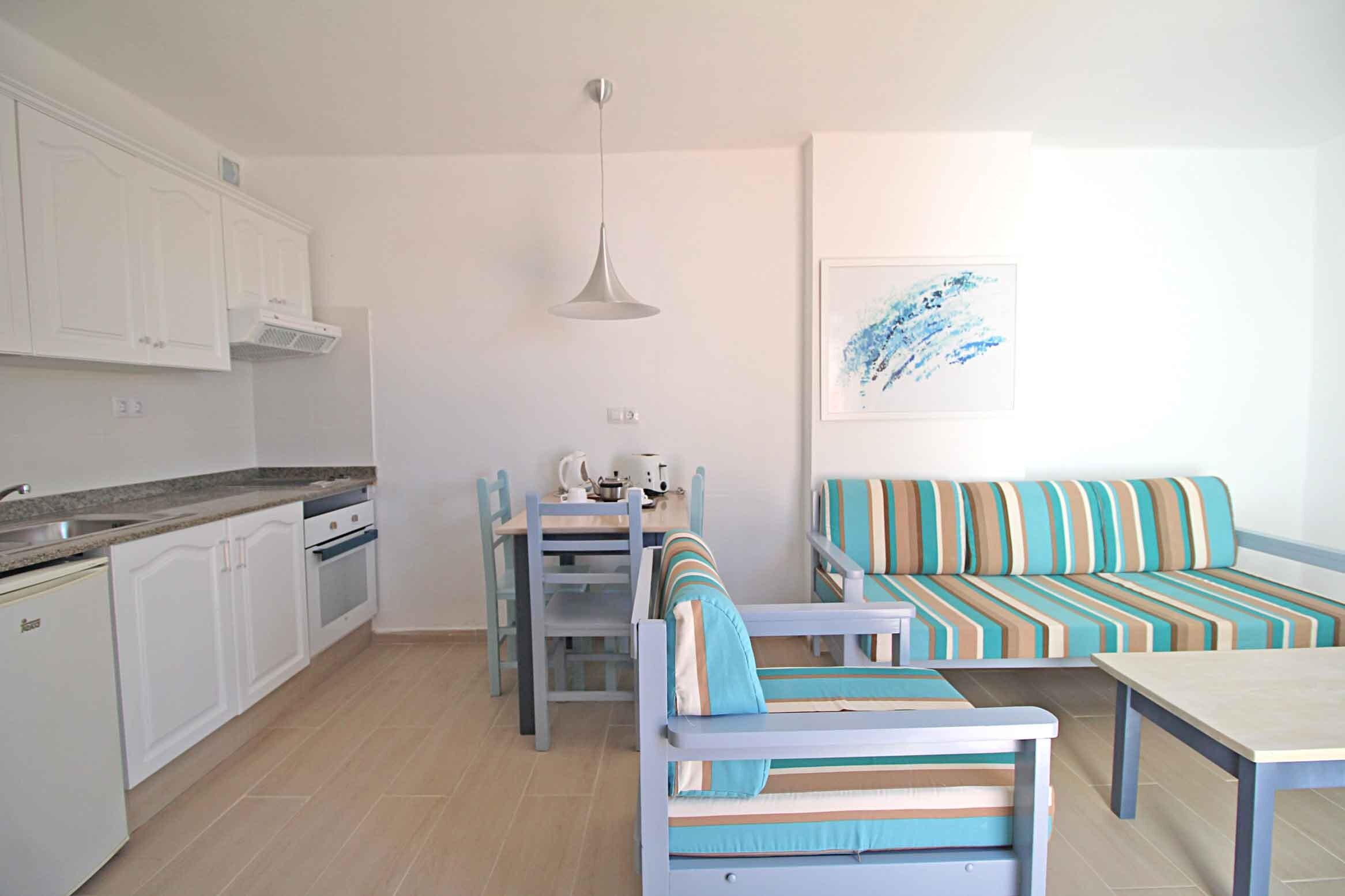 Фото Apartamentos Los Tulipanes