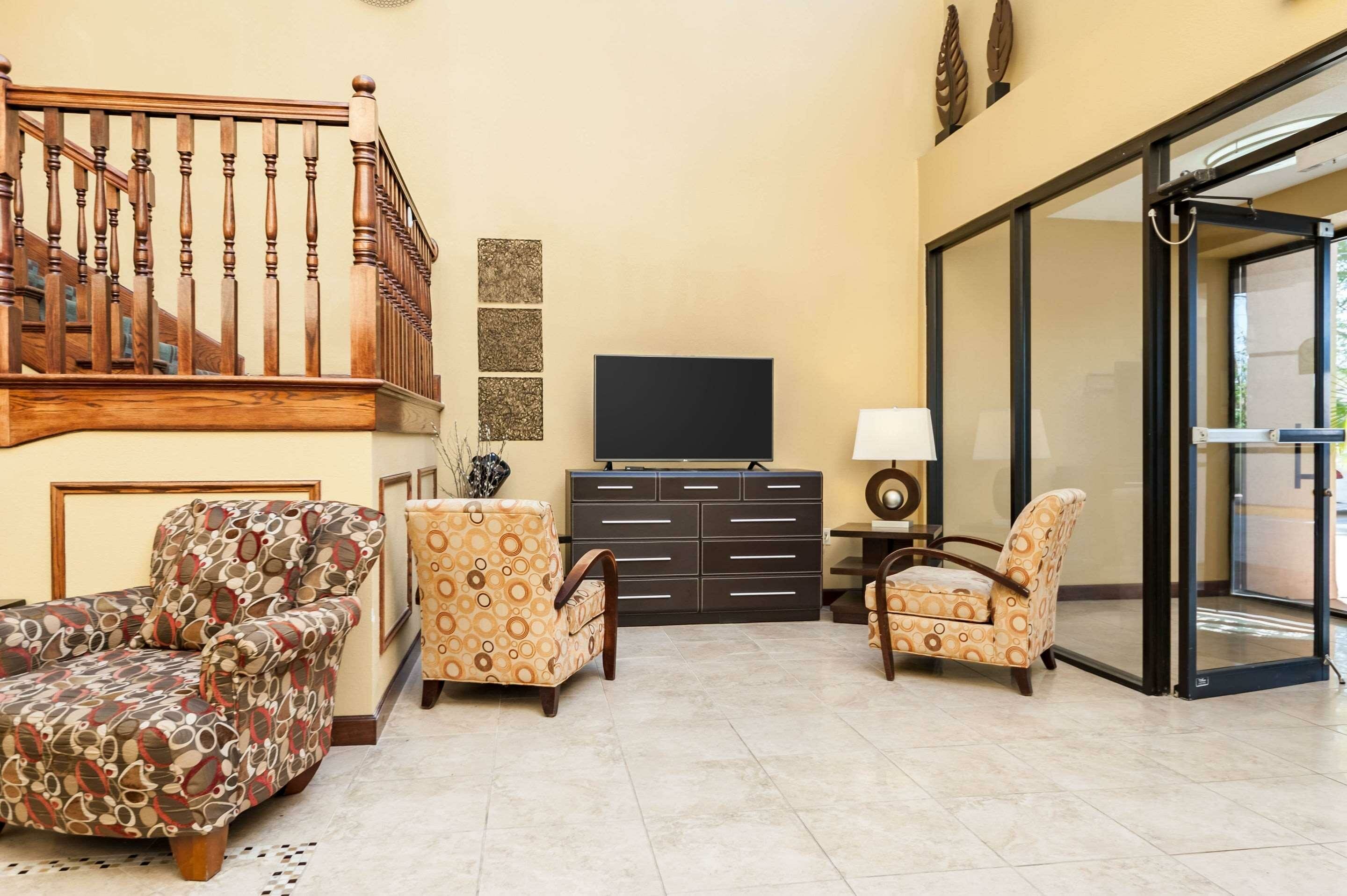 Фото Quality Inn & Suites Lafayette