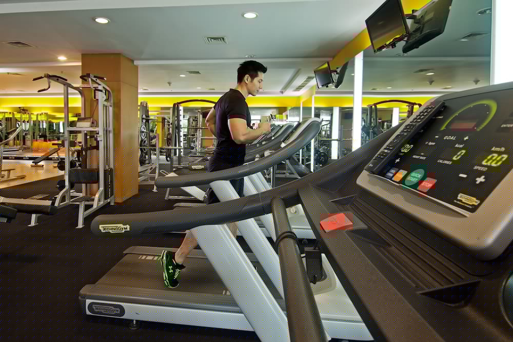 Фото Redtop Hotel & Convention Center