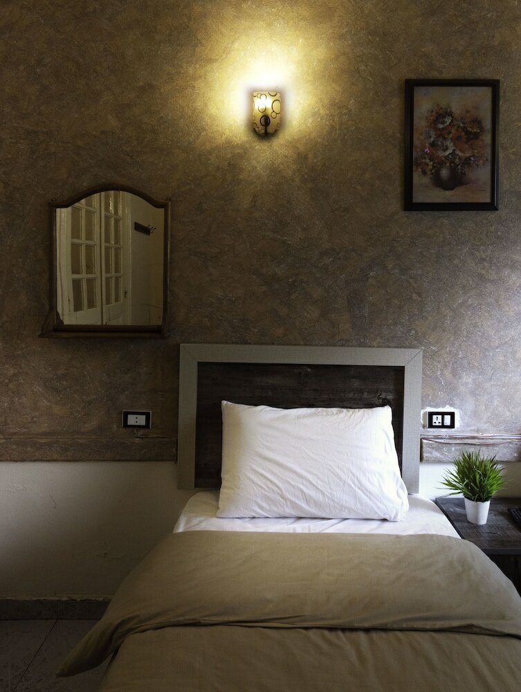 Фото The Australian Hostel