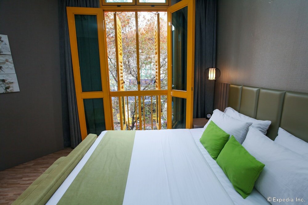 Фото Champion Hotel