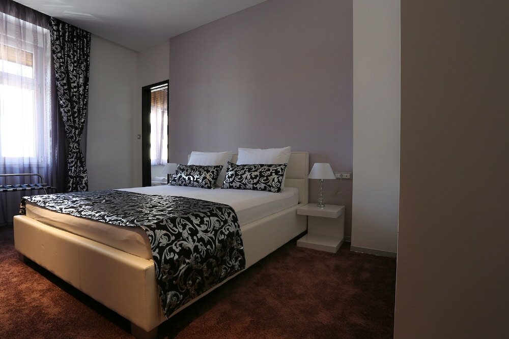 Фото Starlight luxury rooms