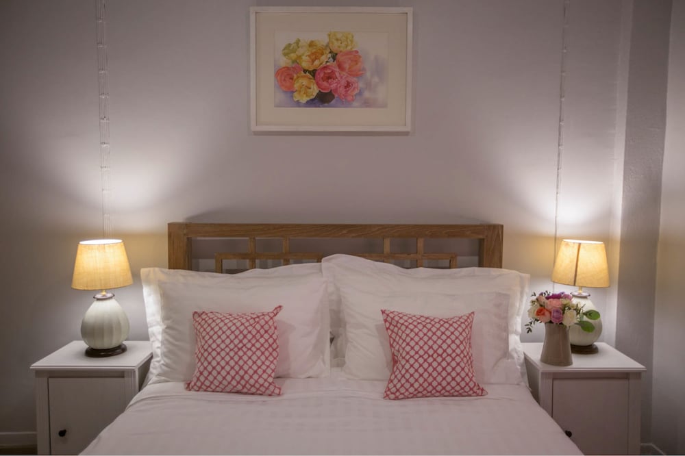 Фото Vera Nidhra - Self check-in after 7pm