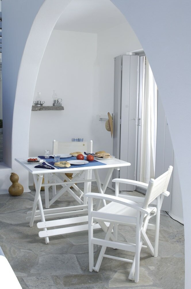 Фото Kapetan Tasos Suites