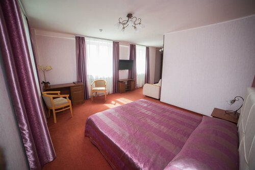 Гостиница Олимп в Боровичах