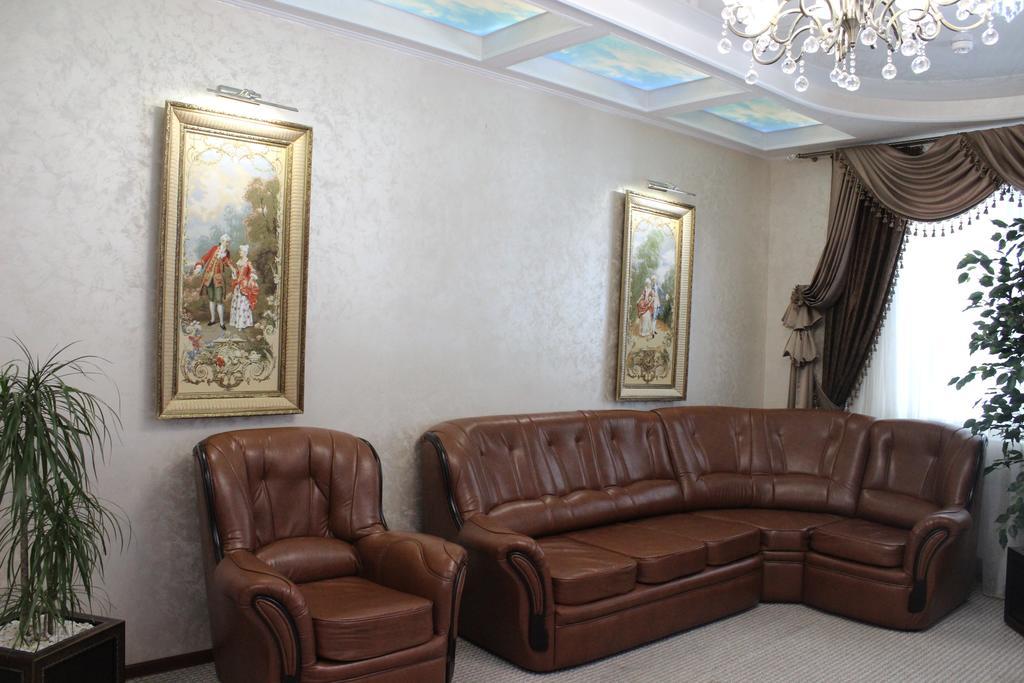 Фото Алекс Холл