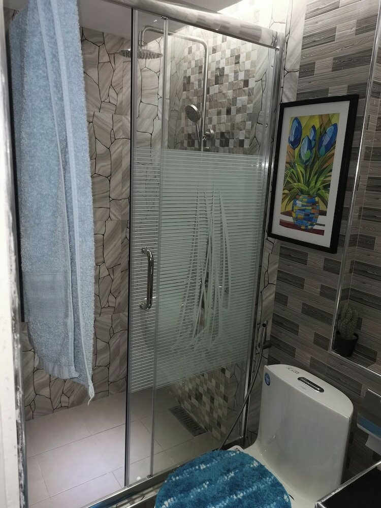 Фото Avana Hills Tagaytay