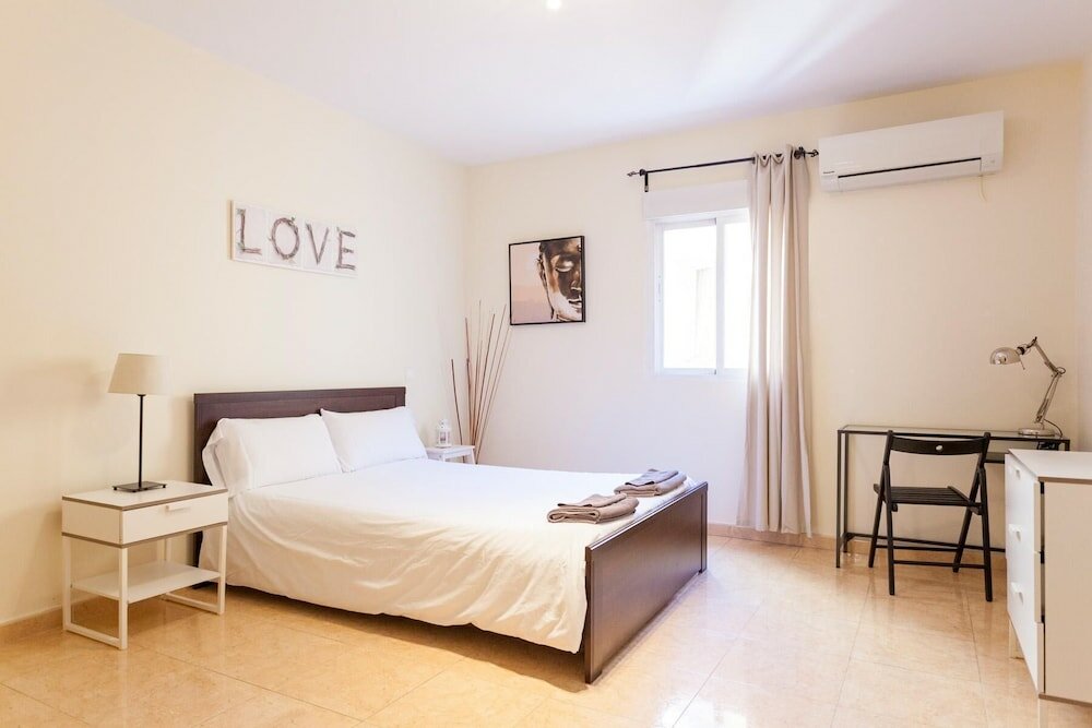 Фото Cozy Urban Apt. Historic District - Sol