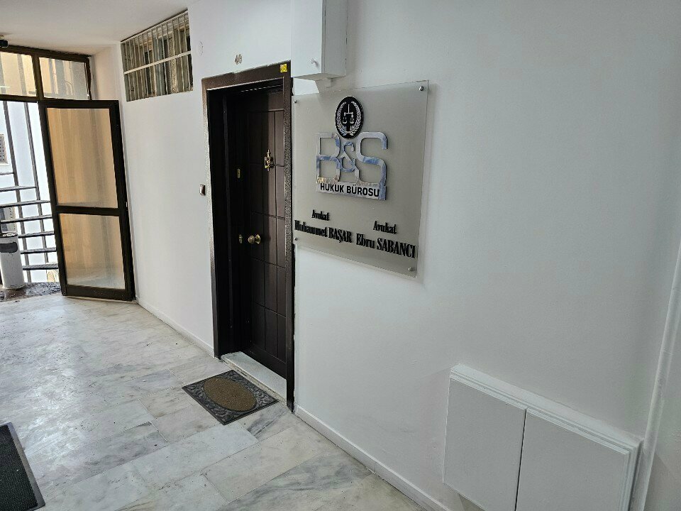 Attorney Avukat Ebru Serafettinoglu, Adana, photo