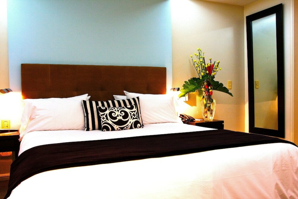 Фото Ulises Recoleta Suites