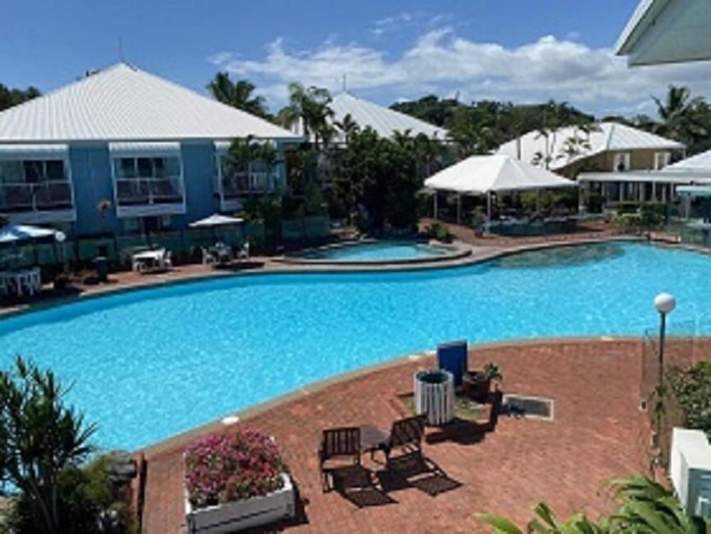 Фото Dolphin Heads Resort