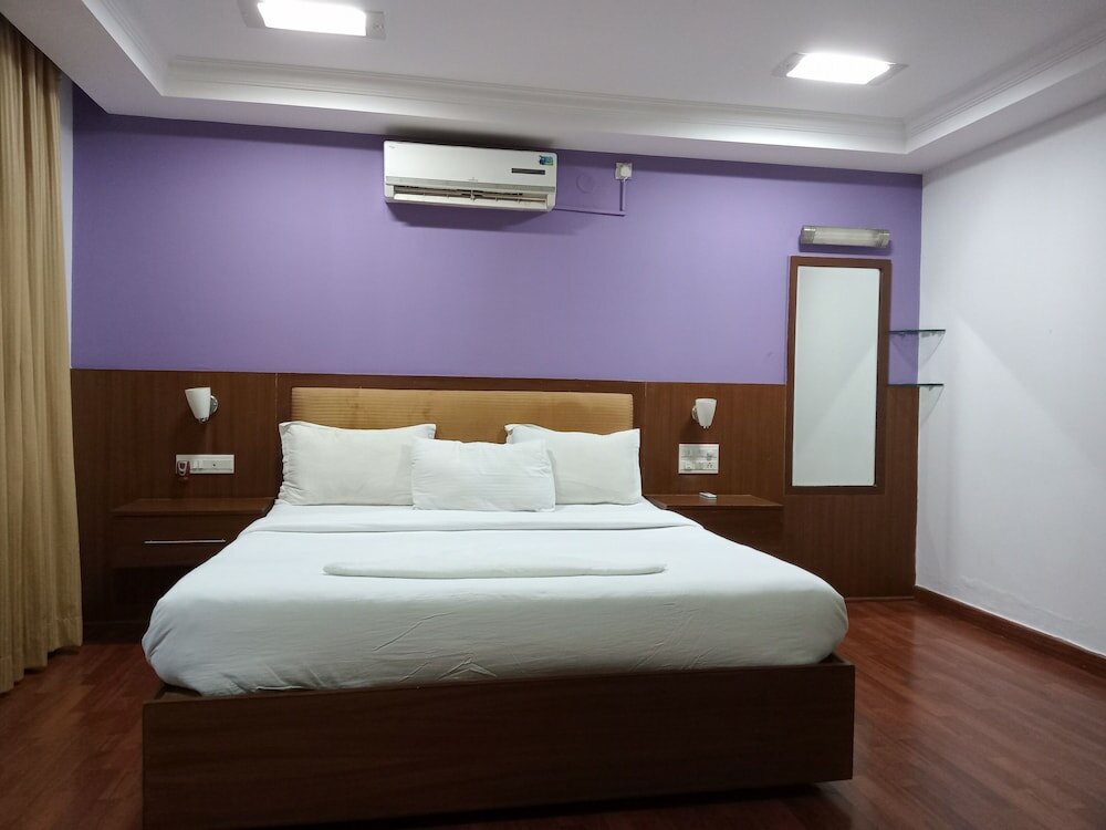 Фото Serene Boutique Hotel