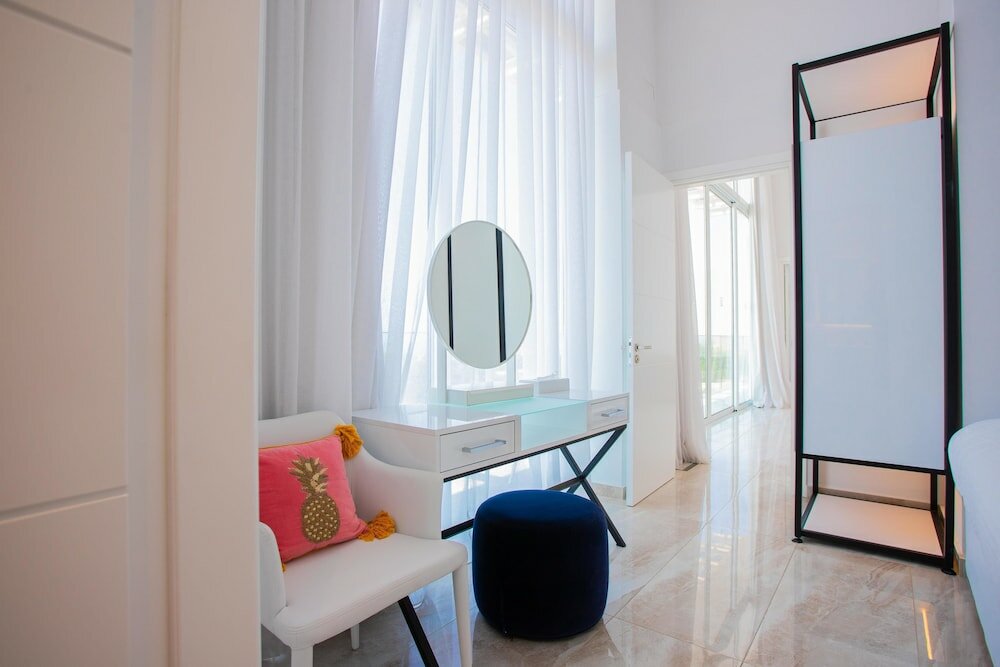 Фото Отель Napa Suites