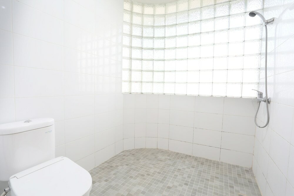 Фото RedDoorz Near Braga Street