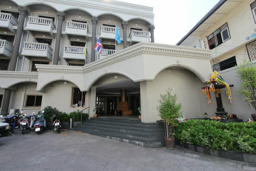 Hotel Honey Lodge, Pattaya, photo